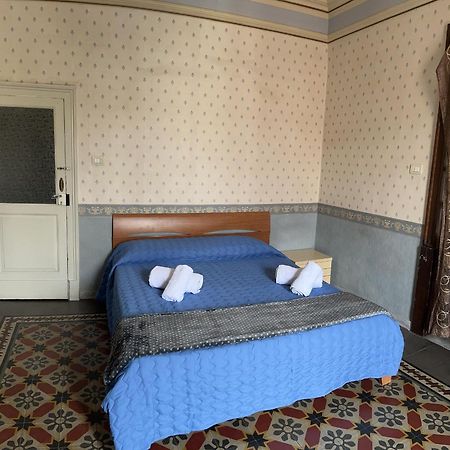 S3 Home Catania Bagian luar foto