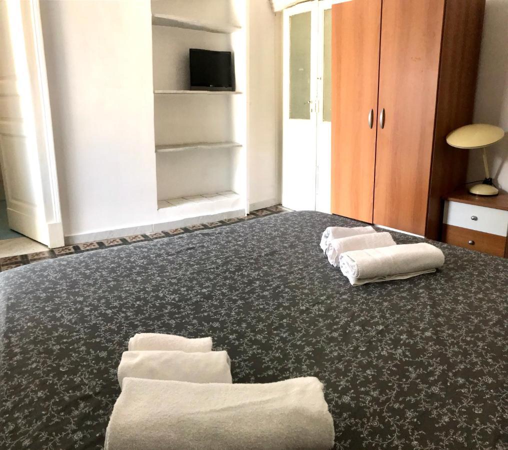 S3 Home Catania Bagian luar foto
